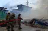 Voraz incendio consume barraca Nuevo Amanecer en Curundú