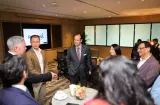 Martínez-Acha busca atraer inversiones de Singapur a Panamá