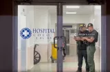 Agente policial se dispara en el pie en Colón; investigan