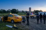 Mandan dos para la chirola por robarle a un taxista con cuchillo