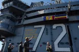 ¡De vuelta a casa! Familiares reciben a marineros del USS Lincoln