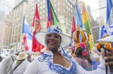 La lluvia no apaga el Desfile de la Hispanidad en Nueva York
