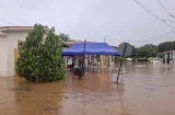 Lluvias golpean barriadas de Los Santos y afectan viviendas