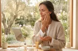 Beneficios de la rutina facial mañanera: el escudo esencial para tu piel
