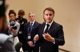 Macron acusa a Trump de manipular las revueltas francesas