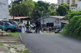 Asesinado a tiros al salir de su casa en Pueblo Nuevo