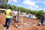 Construyen las primeras 31 casas mientras siguen las inspecciones tras el sismo
