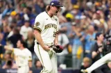 Cerveceros ganan primer partido de la Serie Mundial de Béisbol