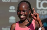 Campeona olímpica y mundial de maratón, suspendida por dopaje