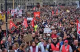 Francia registra choques entre policías y manifestantes en nuevas protestas