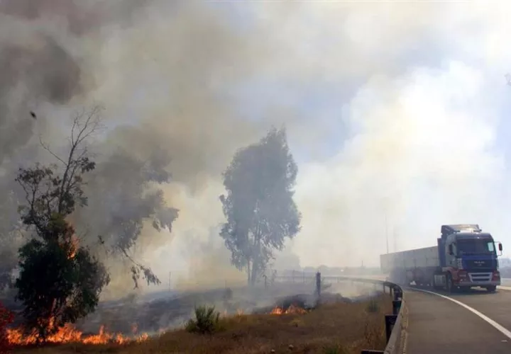 La planta abastece de electricidad a unas 800.000 personas, lo que supone el 54 % del consumo de la Región de Valparaíso. /  EFE Archivo