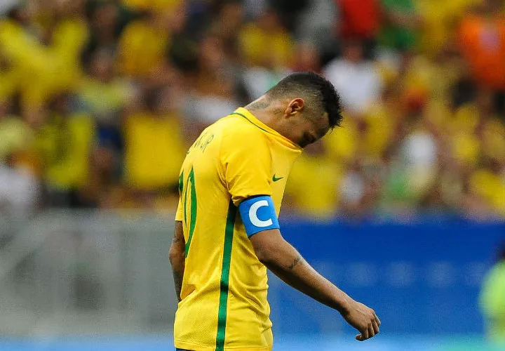 Neymar no ha estado al nivel esperado por los aficionados. Foto EFE