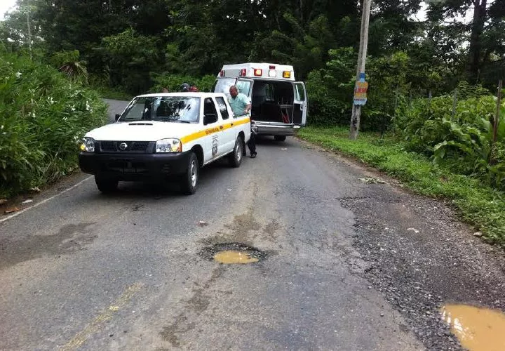 El accidente ocurrió la tarde del viernes en este lugar. Es la décima víctima fatal en Bocas el Toro, por accidentes de tránsito. Foto Leonardo Machuca Corresponsal