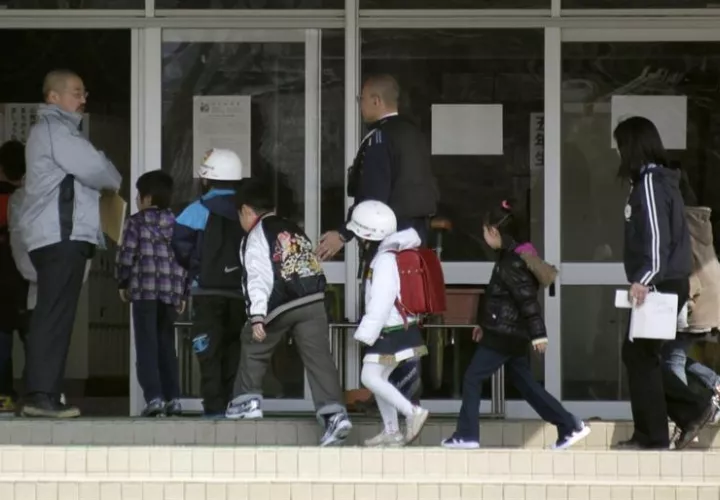 Imagen de archivo de unos escolares japoneses.  /  Foto: EFE Archivo