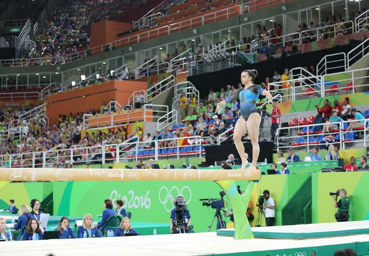 Gimnasta Isabella Amado. Foto Cop