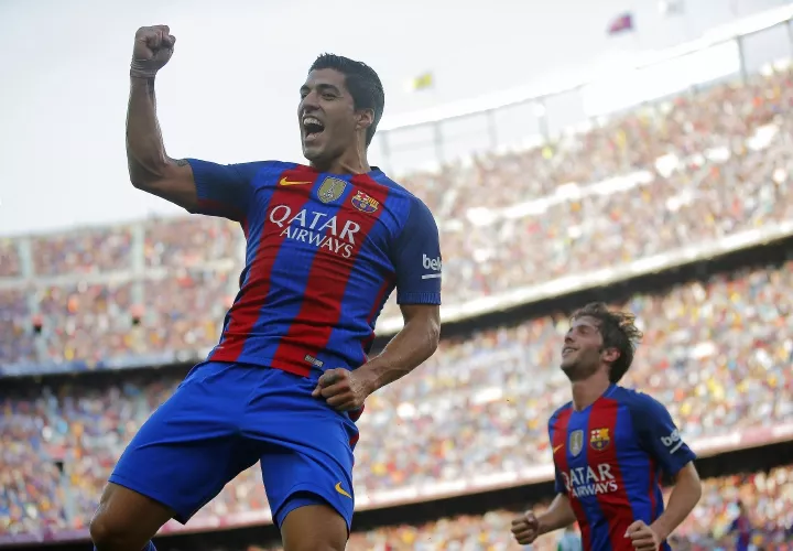 Barcelona, lidera la Liga Foto AP