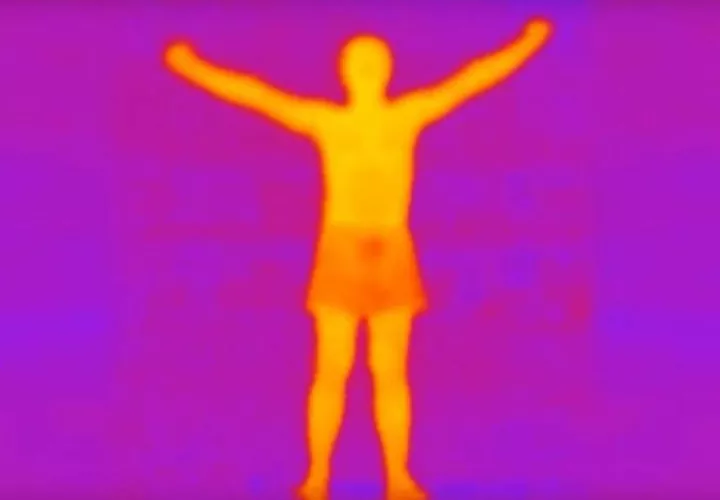 Los expertos investigan para añadir más colores al nuevo material y darle características y texturas que lo hagan más similar a la ropa.  /  Foto: Science