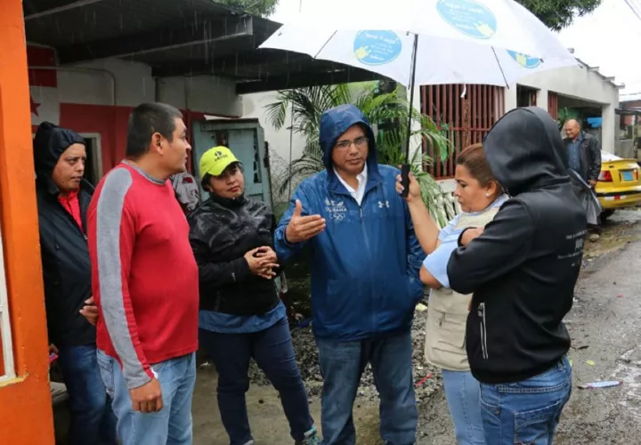 Para el personal del Municipio capital y el alcalde José Isabel Blandón, quien desde tempranas horas de ayer realizó un recorrido para conocer las afectaciones en las comunidades como Juan Díaz, Chilibre, Alcalde Díaz, y a la vez ver el estado de los ríos por el fuerte temporal. 