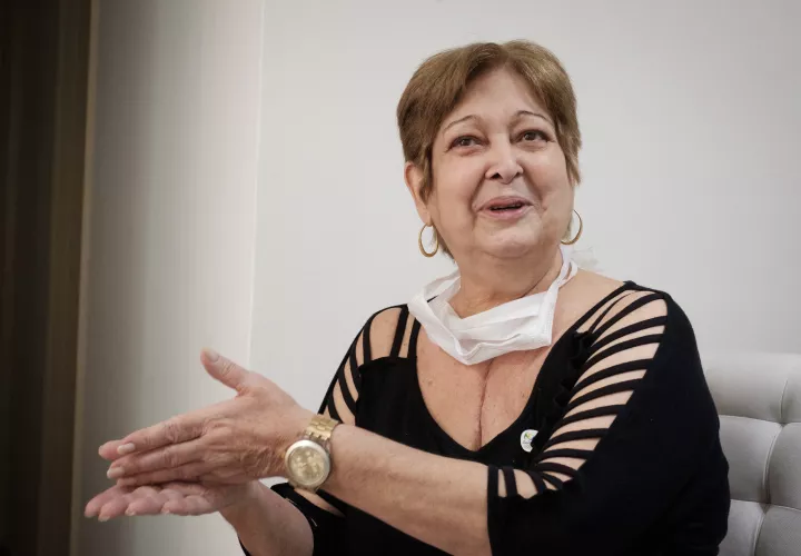 La brasileña Ivonette Balthazar, que recibió un trasplante de corazón durante los Juegos Olímpicos de Rio, habla del corazón que recibió de Stefan Henze, un entrenador alemán de canotaje de 35 años que murió en un accidente.  / Foto: AFP