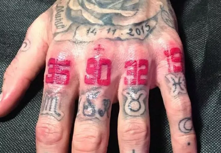 Los números en la mano de Ramos. Foto Instagram @sr4oficial