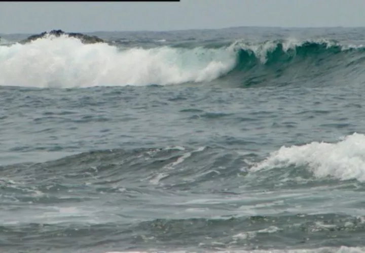 Para los bañistas en el sector del Caribe y para los pescadores. Hidrometeorología de Etesa advirtió que habrá oleajes más altos de lo normal y de larga duración hasta hoy 14 de enero, producto de los vientos alisios. Este aviso vale para Colón, Guna Yala, Bocas del Toro, la comarca Ngäbe-Buglé y Veraguas.