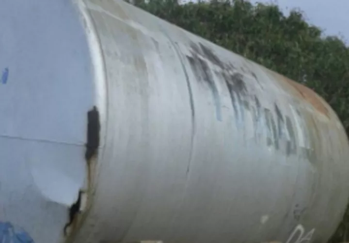 Moradores de Cerro Viento rural denuncian que llevan meses solicitando a las autoridades del Idaan la reparación del tanque de reserva de la comunidad. Dicen que se encuentra oxidado y amenaza con caerles en sus residencias. Foto Cortesía José Casis @JCasis25 