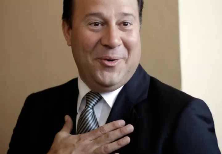 Para el Gobierno, que encima de que están marcando el peor nivel de aceptación en su historia, siguen engañados pensando que solo investigar a figuras de la gestión anterior va a mejorar la percepción ciudadana sobre ellos. Los resultados de la última encuesta de Dichter & Neira demuestran que nadie les cree.