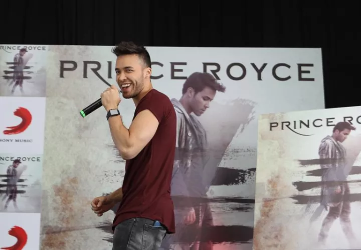 El cantautor estadounidense Geoffrey Royce "Prince Royce anunció su más reciente producción discográfica "Five". EFE