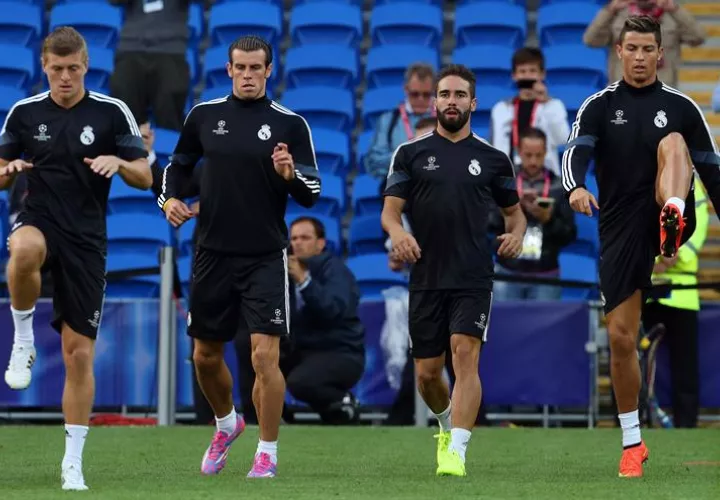 Gareth Bale y Dani Carvajal  trabajan con el grupo. Foto EFE