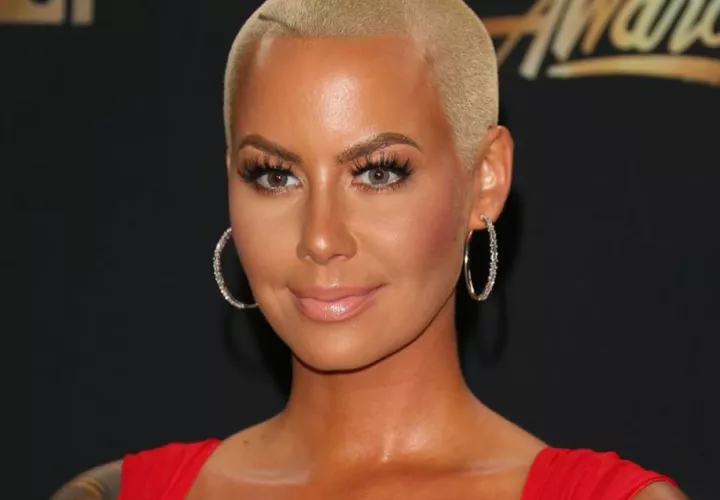 Mira la otra imagen y te sorprenderás