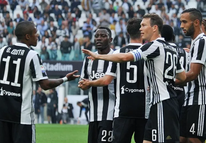 Juventus se estrena en Liga de Campeones/ AP