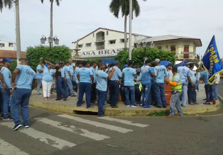 Los trabajadores del Idaan vienen solicitando equipos e insumos.  /  Foto: Ilustrativa @HerreraNoticia  