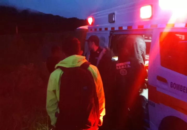 Los excursionistas, rescatados responden a los nombre de Nuria Barría, Rolando Pinzón, Sabino Ortiz, Cesar Tamaño, Elvin Santander todos de  21 años y Estafani Rodríguez de 26 años.  /  Foto: Mayra Madrid 