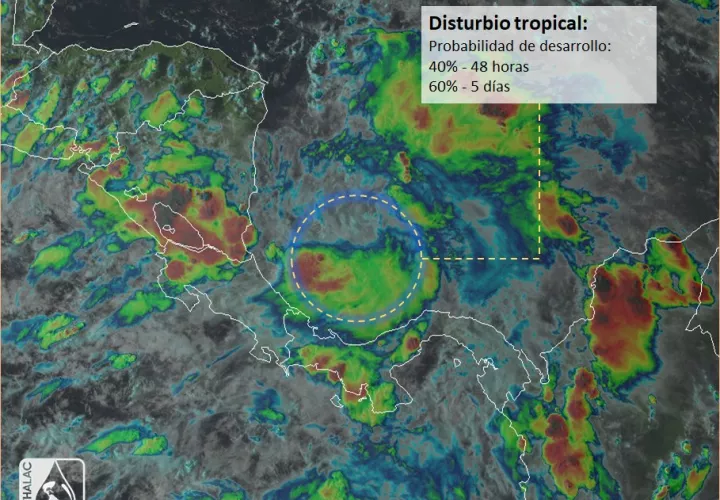Imagen de satelite GOES16 (EMEUSAT/IR) de las 22:15UTC (3/OCT) con el disturbio tropical con 40% de formación de ciclónica. / Imagen; @servir_nasa