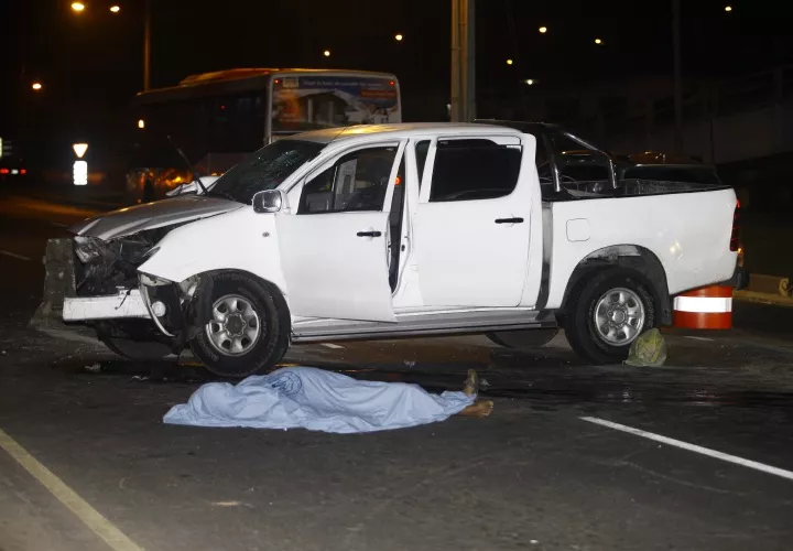 El accidente de tránsito se registró la noche del pasado domingo.  Foto Alexander Santamaría Crítica