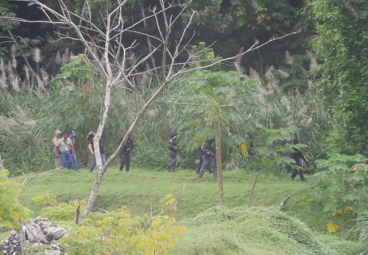 Vista generales de la búsqueda de los implicados en el doble homicidio.  /  Foto: Landro Ortiz