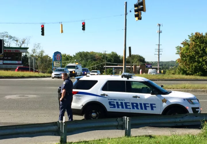 Se ordenó el cierre de las escuelas cercanas como precaución. / Foto: AP