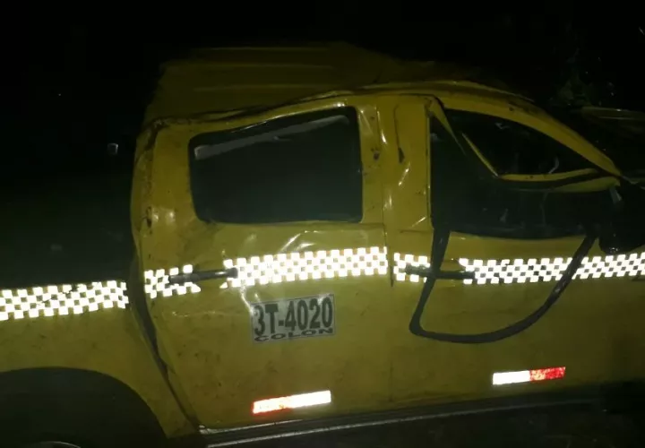 Vista general de la condición en que quedó el vehículo tras el accidente.  /  Foto: @grupoelite507