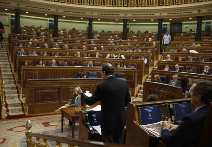 El presidente del Gobierno, Mariano Rajoy, durante su intervención en la sesión de control al Ejecutivo