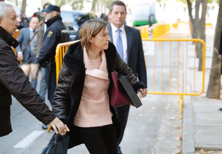 La presidenta del Parlament, Carme Forcadell, a su llegada hoy al Tribunal Supremo. EFE