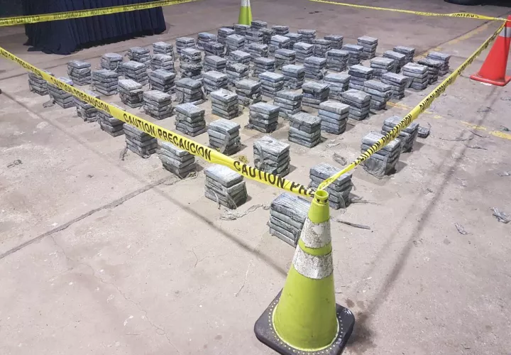 La confirmación sobre el decomiso de la sustancia ilícita lo realizó el Senan a través de su cuenta de Twitter. / Foto: @SENANPanama