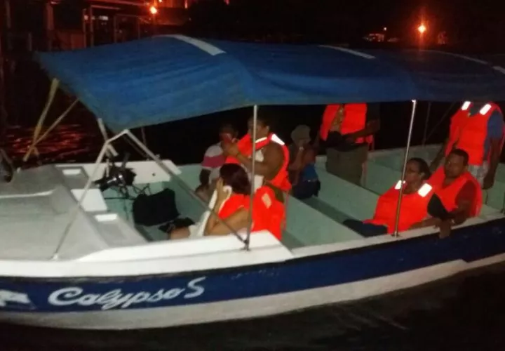 El Senan logró ubicar a los tripulantes llevándolos sanos y salvos a puerto seguro en el área de Chiriquí Grande.  /  Foto: @SENANPanama 