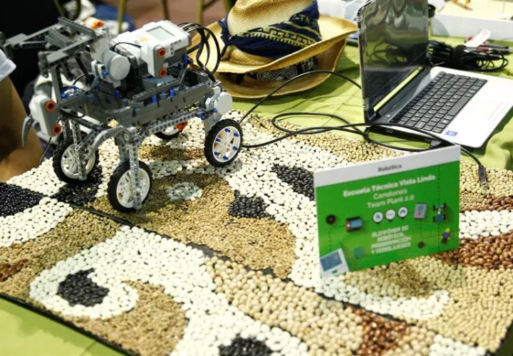 Panamá con la meta de avanzar al puesto 15 en la Olimpiada Mundial de Robótica