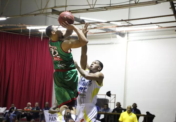 Antonio Bumpus fue el héroe de los Toros con una canasta fulminante./ Foto Cortesía