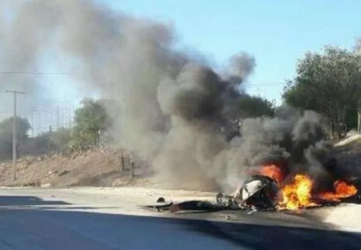 El gobierno del estado de Nuevo León dijo que personal de rescate estaba buscando a otras posibles víctimas el jueves.  Foto: @RRNoticiasqro