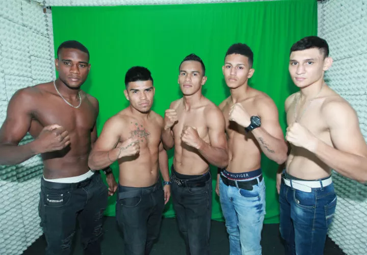 Algunos de los boxeadores panameños que  verán acción en la función del 14 de diciembre. Foto: Anayansi Gamez