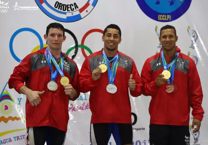 Máximo Víquez, Ariel (centro) y Juan Batista (izq.). Foto: COP