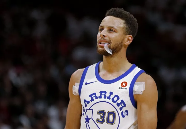 Curry no tiene daños estructurales en el tobillo. Foto: AP