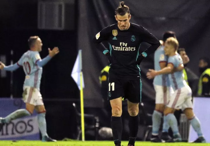 Bale (i) luce frustrado con empate.