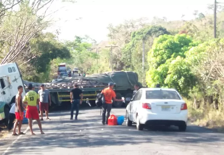  El área donde se registró el accidente es una vía de muchas pendientes y curvas. /  Foto: Mayra Madrid